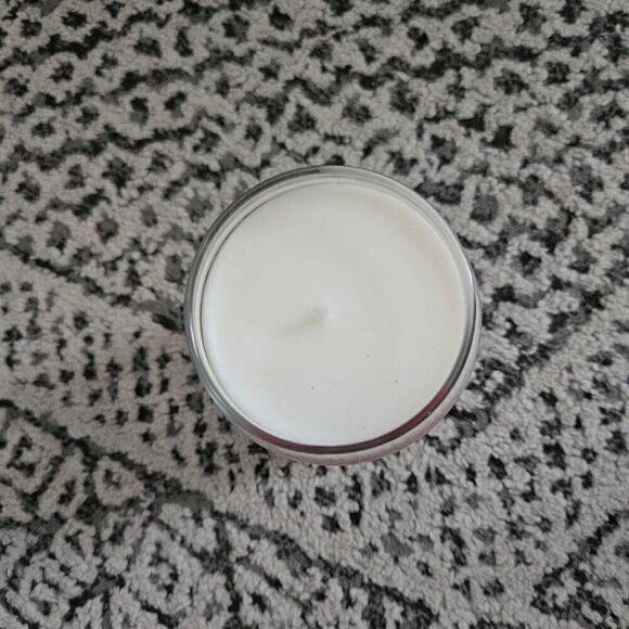 Homesick Disney Minnie Mouse Candle by Boxlunch - Picture 2 of 4